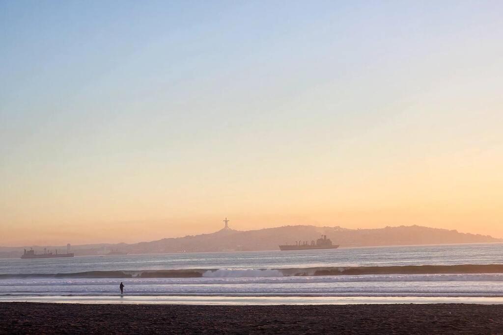 Hermoso Avenida Del Mar